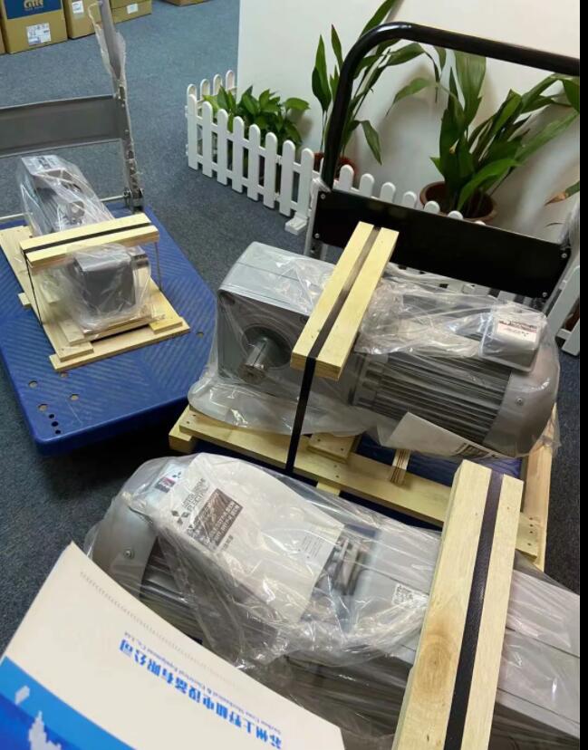 仓库有现货的三菱减速电机型号GM-SHYPF-RL-0.75...