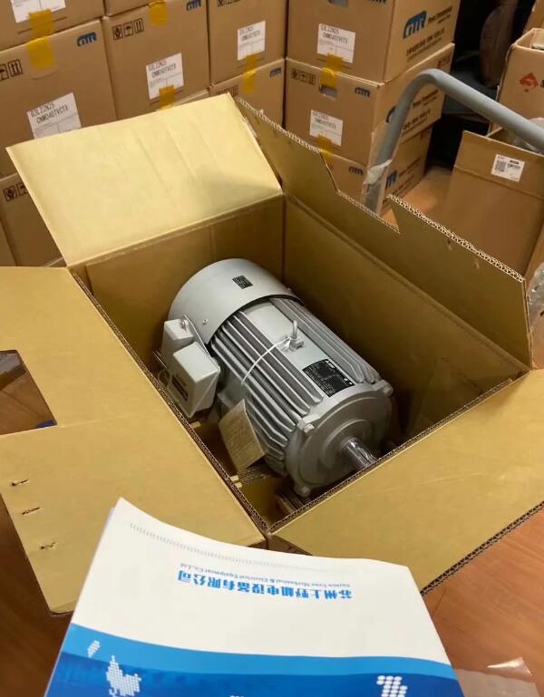 日本三菱电机型号SF-HRP 1.5KW 400V 60HZ...