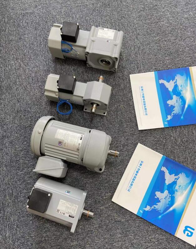 株式会社日精减速机型号GLM-28-900-T40WT 电压...