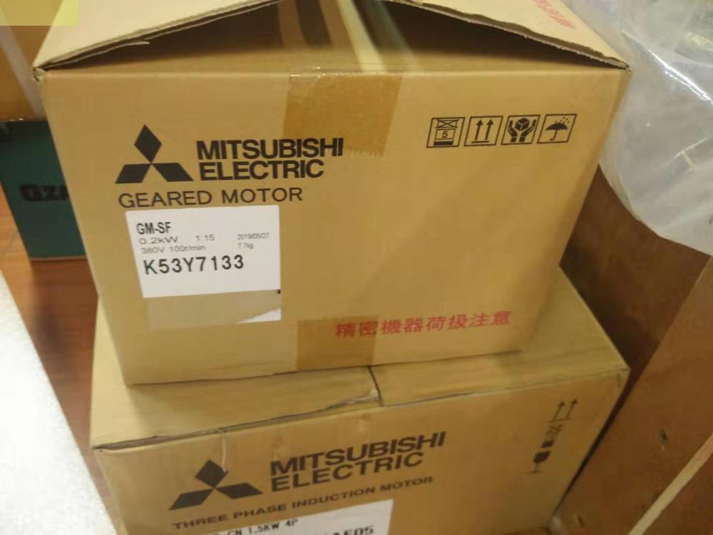 日本三菱电机株式会社三菱电机型号：SF-JR 0.4KW 4...