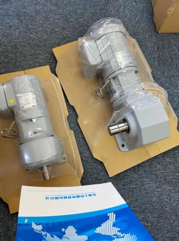 日本GTR株式会社日精减速电机型号：FF28R200-CTJ...