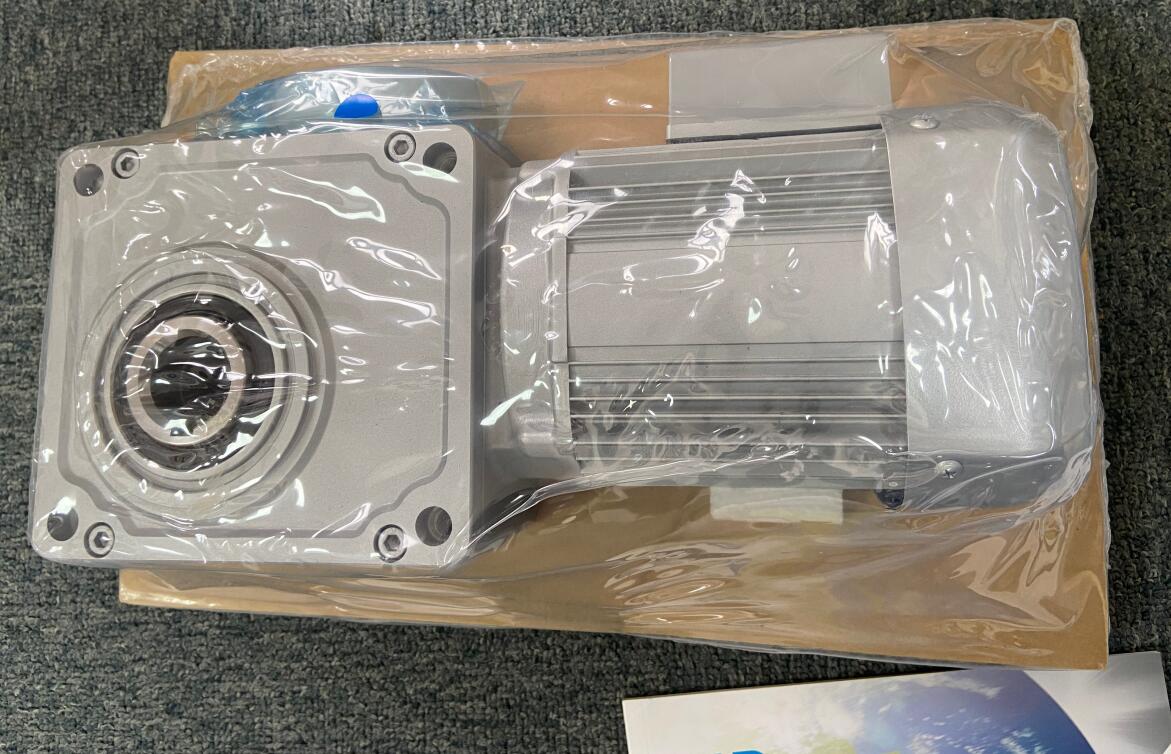 1710924098.jpg 三菱减速机GM-SHYM-RH 0.4KW 1:30.jpg