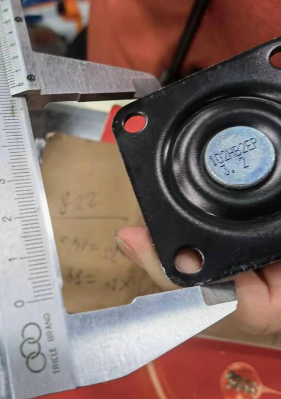 1717413356.jpg 内村脚轮型号:102HB2-EP 万向轮2.jpg