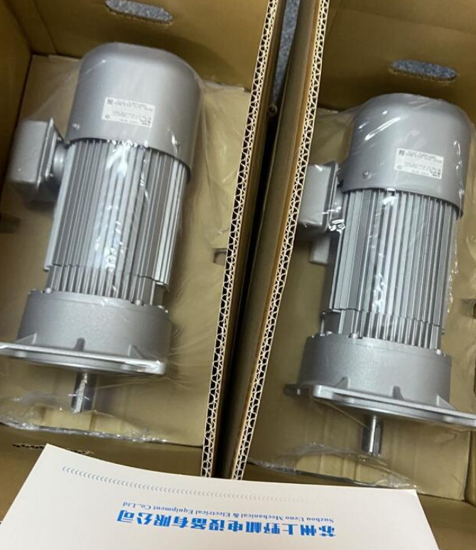 三菱齿轮减速机型号：GM-SPF 0.75KW2.png