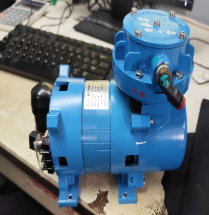 E.M.P微型泵 电动气泵 型号：MX-808S 标准电压AC100V.png