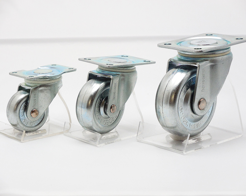 ã¹ã¿ã³ãã¼ãã¯ã©ã¹ã­ã£ã¹ã¿ã¼